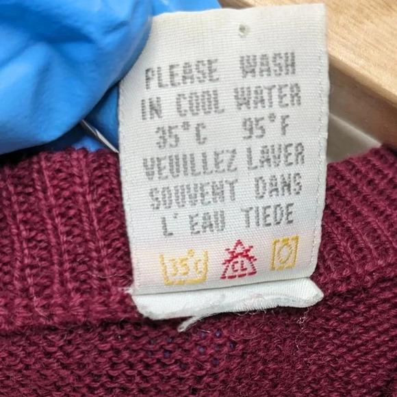 VTG Ingo Virgin Wool Blend V Neck Sweater Vest Mens Size L Burgundy Hong Kong - Picture 8 of 9